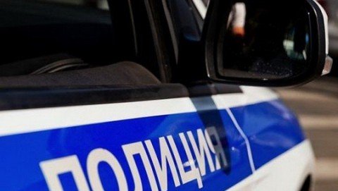 Полицейские Пласта задержали 19-летнего курьера мошенников